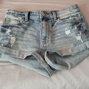 Willow and Root high rise shorts